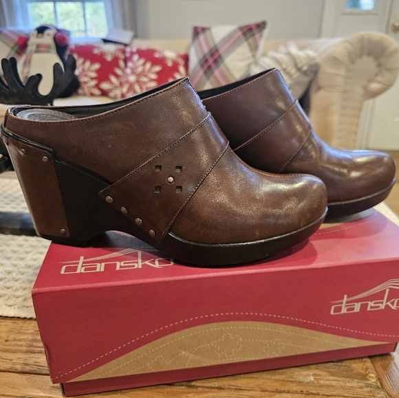 Dansko Leather Wedge Clogs Brown Studded 39 - Picture 3 of 11